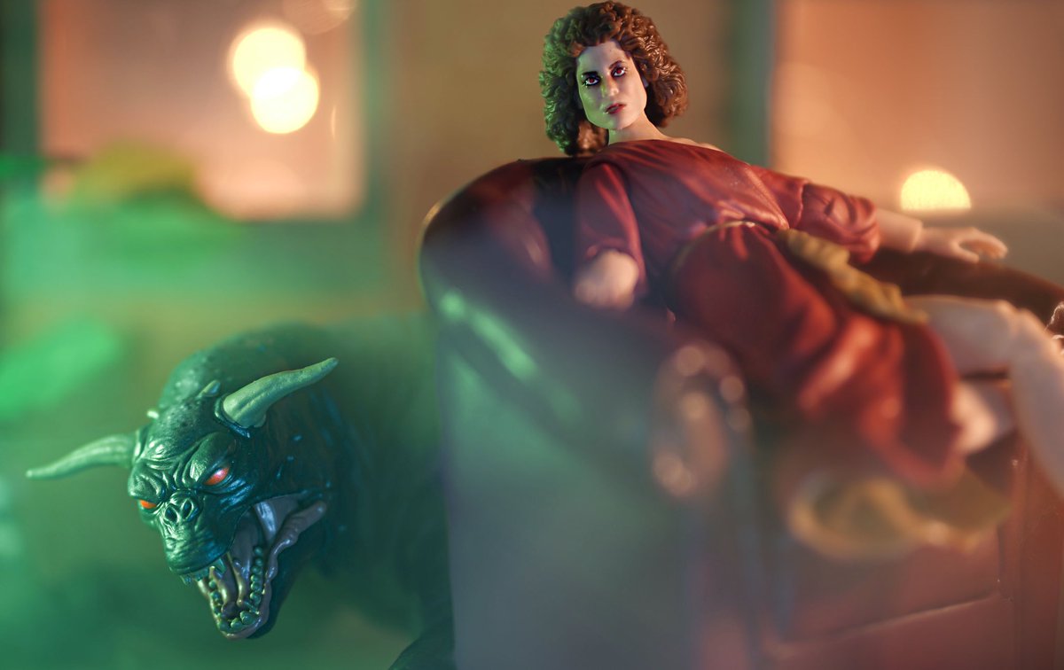 kamui_83's tweet photo. Are you the Keymaster? 🚫👻
~
More pics here 😊⬇️
https://t.co/XTJYVmdvmQ
~
#ghostbusters #ghostbusters2020 #sigourneyweaver #hasbro 
#toyphotography
@Hasbro @Ghostbusters https://t.co/kLZvs84DNF