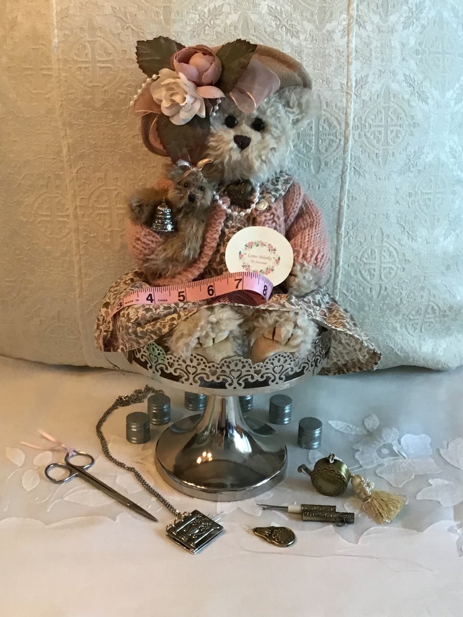 LoveWorksByS's tweet photo. Custom Face Masks on Sale!  You can choose any fabric!  25% off!  In my Etsy Shop LoveWorksBySuzanne: https://t.co/tI7hKih7Ip
#LoveWorksBySuzanne #CustomFaceMasks #FiveStarFaceMasks #AsYouWish #FaceMasks #HandmadeFaceMasks #CDC #BespokeFaceMasks #MadeWithLove #LoveBearsAllThings https://t.co/LLWXWKAs75