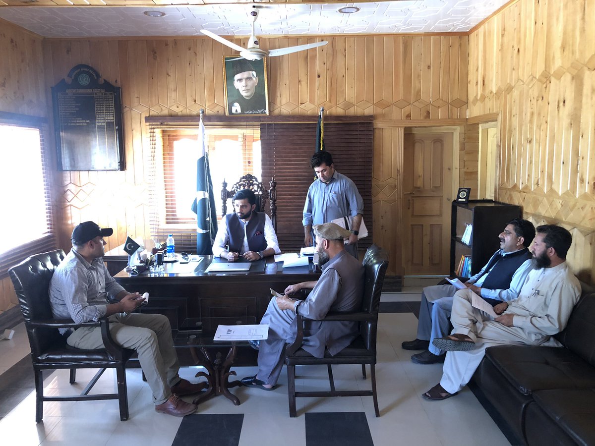 AJuglote's tweet image. AC Juglote chaired meeting of Revenue staff of Subdivision and took briefing on all matters subjudice before the Hon’ble Court.
Also instructed them to remain vigilant on Revenue matters while performing duties of COVID &amp;amp; ELECTIONS in parallel.
#TeamGilgit is at work
@DCGILGIT