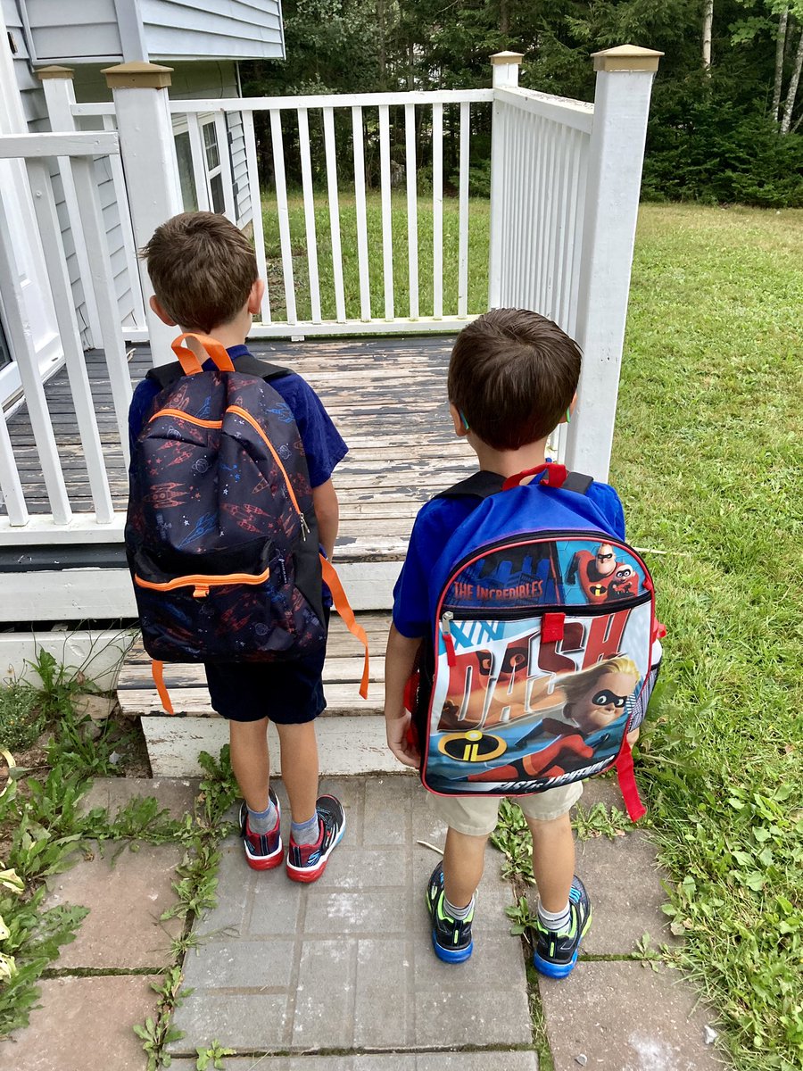 PeachesKel's tweet photo. First day of school! Grades Primary and 3! 🥰 #backtoschoolns https://t.co/TZNFzg3hSn