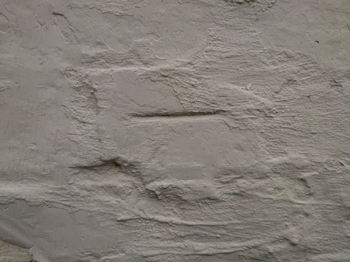 PaulMagan2's tweet image. The #OSBenchmark on Pringle Bank House / Cottage in Holme Village. (Once the Railway Arms Public House). Another coat of paint and she'll be gone forever @FascinatingFens @Dennis_Maps @OrdnanceSurvey