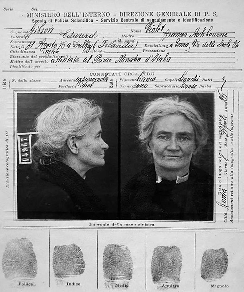 marinamaral2's tweet photo. Violet Gibson attempted to assassinate Mussolini in 1926. She fired twice, but only hit his nose. https://t.co/Uaz7Bqw082