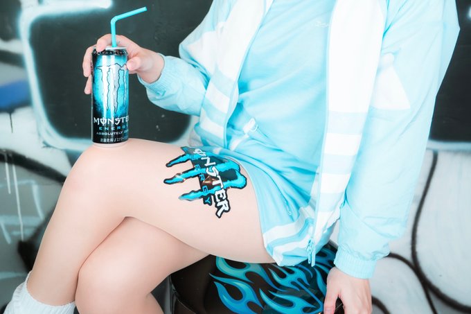 コスプレイヤー待つなのTwitter画像61