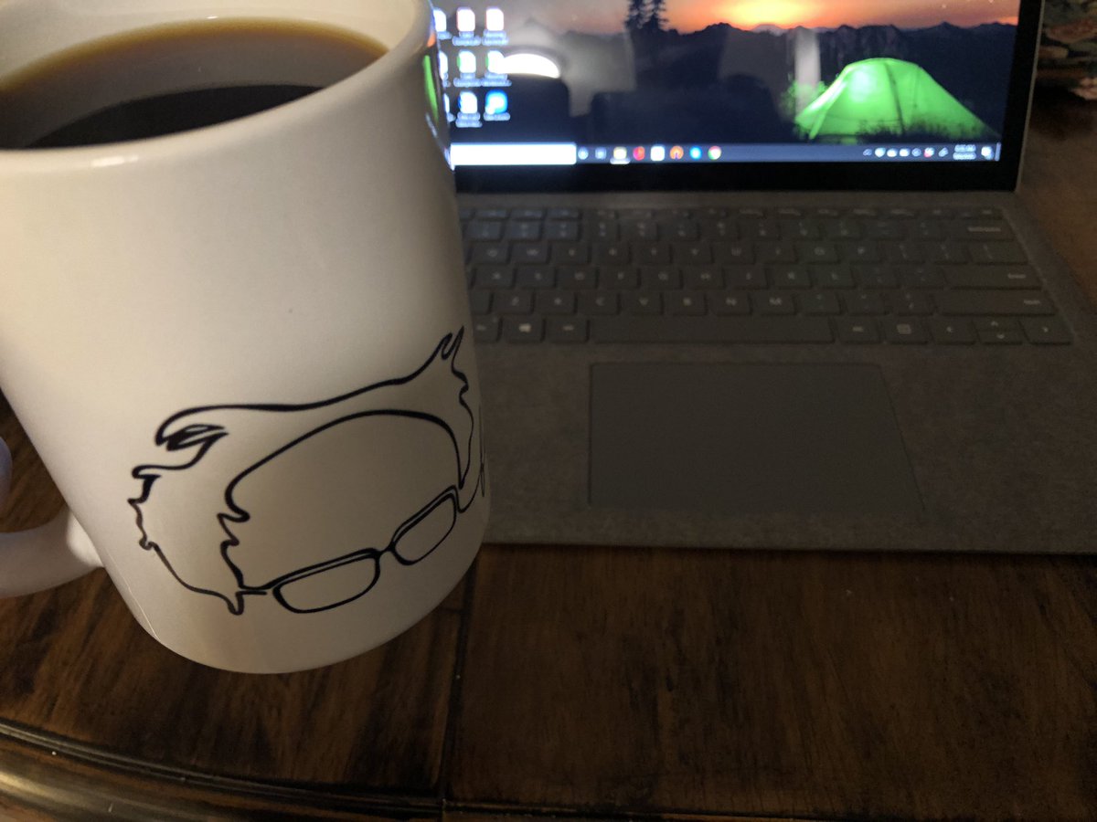 Coffee ✔️ 
Inspirational Background ✔️ 

Ready for the day! 💪💪