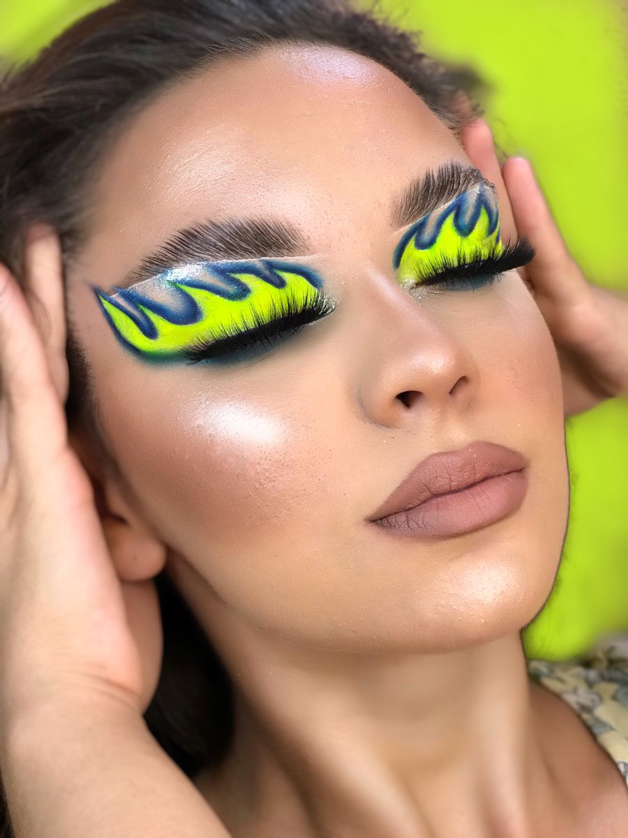 AndjelaMakeup's tweet photo. Some of my recent looks🥰 https://t.co/g933PLLhgr