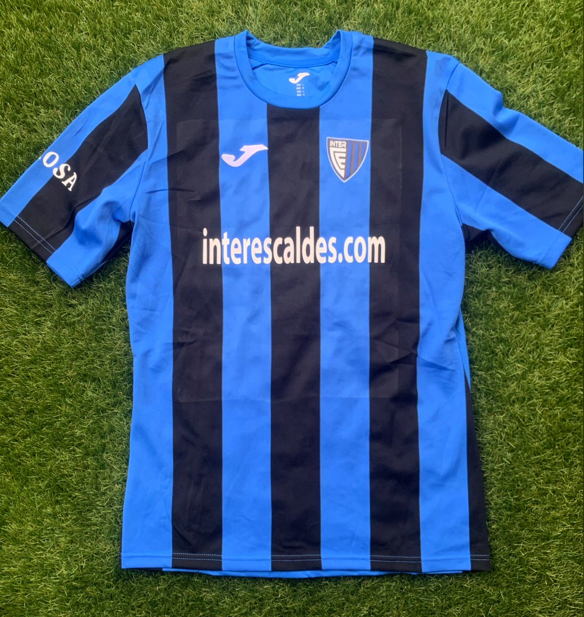 nocontextfm1's tweet photo. COMPETITION TIME 

Once again we've teamed up with Andorra's record appearance holder and goalscorer, Ildefons Lima Solà, to give away his Inter Club D'Escaldes. Signed by him. 

To enter, all you need to do is: 

1. Retweet this post
2. Follow @ildelima6 &amp; @interescaldes https://t.co/UpDwJSrUqP