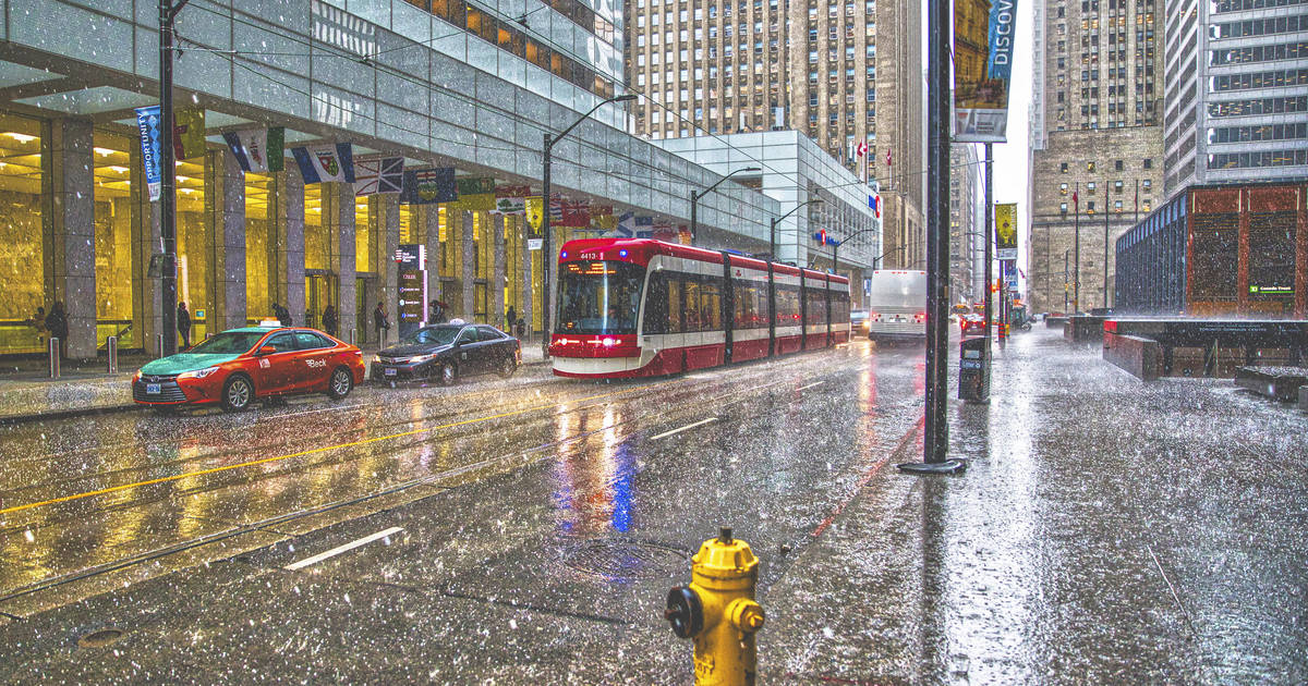 blogTO's tweet photo. Toronto is expected to see single-digit temperatures this week https://t.co/C2MKnlAI97 #Toronto #TorontoWeather https://t.co/zR5pydsCHu