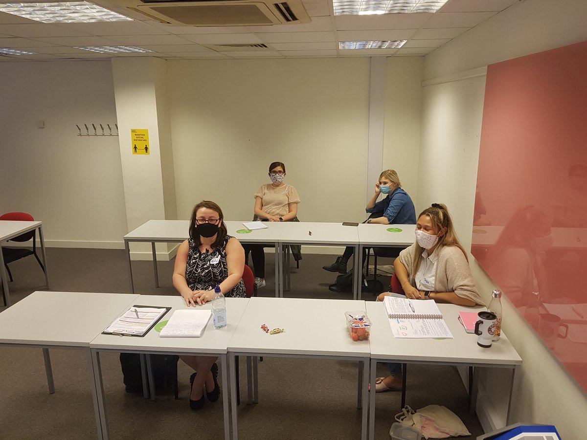 Meeting our fabulous SCPHN students in the new socially distanced world of SHU. So good to meet you all today! <a href="/SHUSCPHN/">SHU SCPHN and CSP</a> <a href="/SharonFrankland/">Sharon Frankland</a> <a href="/fheeley7/">Felister Heeley</a>