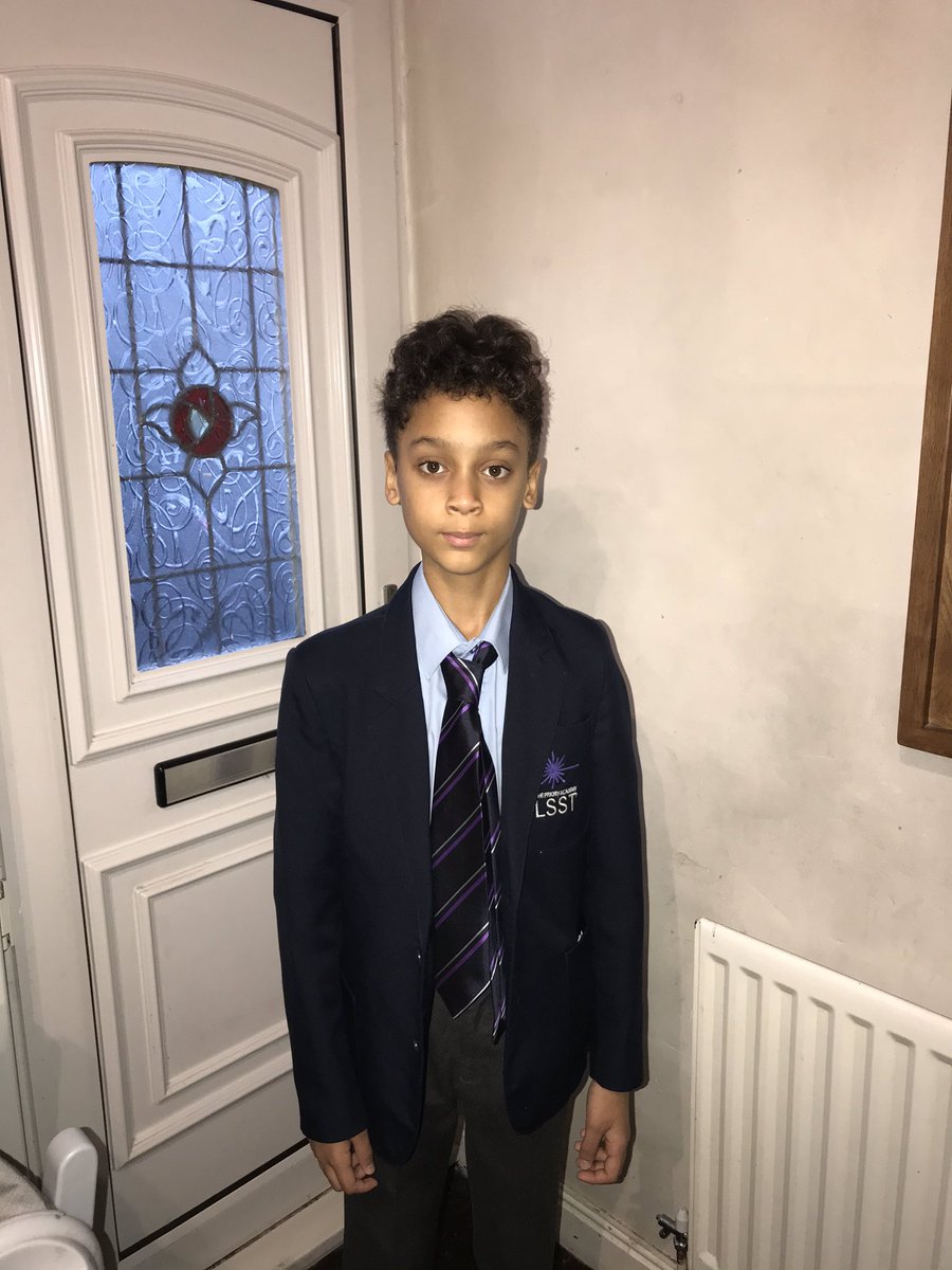 deborahshomefun's tweet photo. Back to school 🥰💙💙💙💜 https://t.co/hz37C3YG35