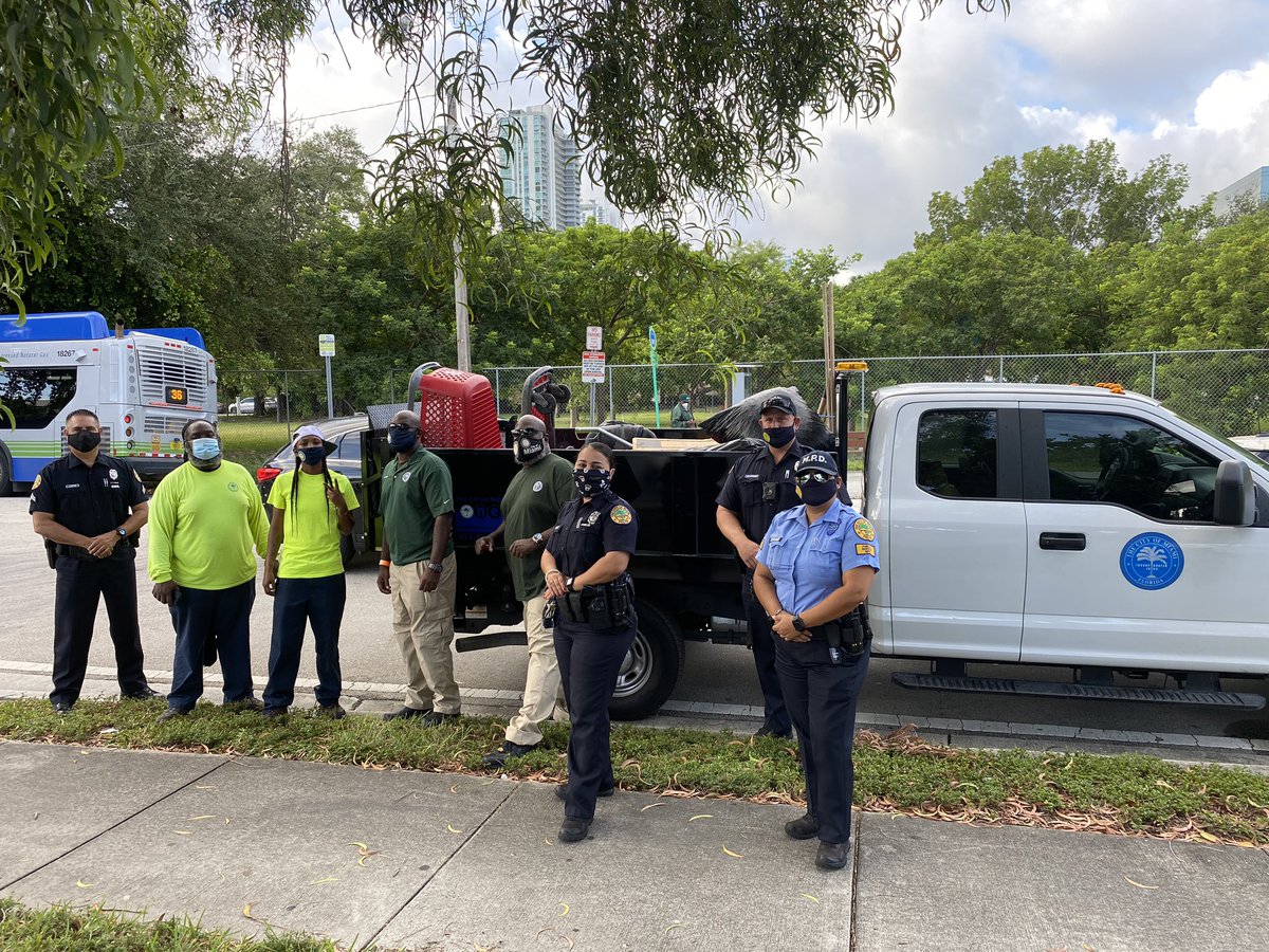 FreddieCruz16's tweet photo. I want to THANK OUR Team and other @CityofMiami resources for their wonderful help this morning in the path to a cleaner and safer Edgewater.
Great Things To Come ! #proudcommander
@MajorFrankF @MoralesMiamiPD @Jcolina67 @mztbrown03 @BNAedgewater https://t.co/hEr6vzj2Eg