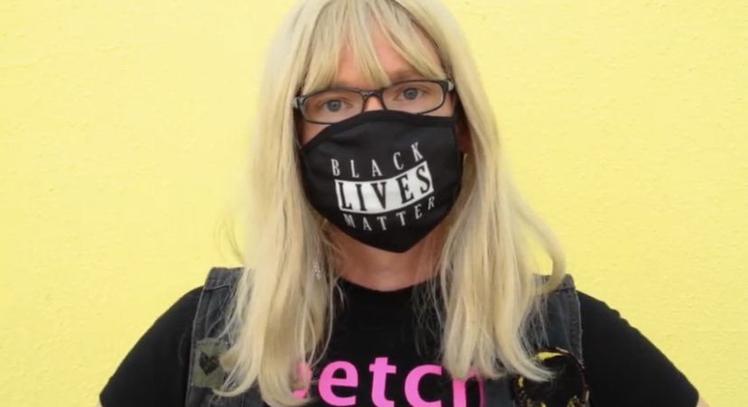 dinixluna's tweet photo. KELLY JUST SAVED 2020 

#kelly 
#masks
#thesemasksrule https://t.co/VDEHeVQs3E