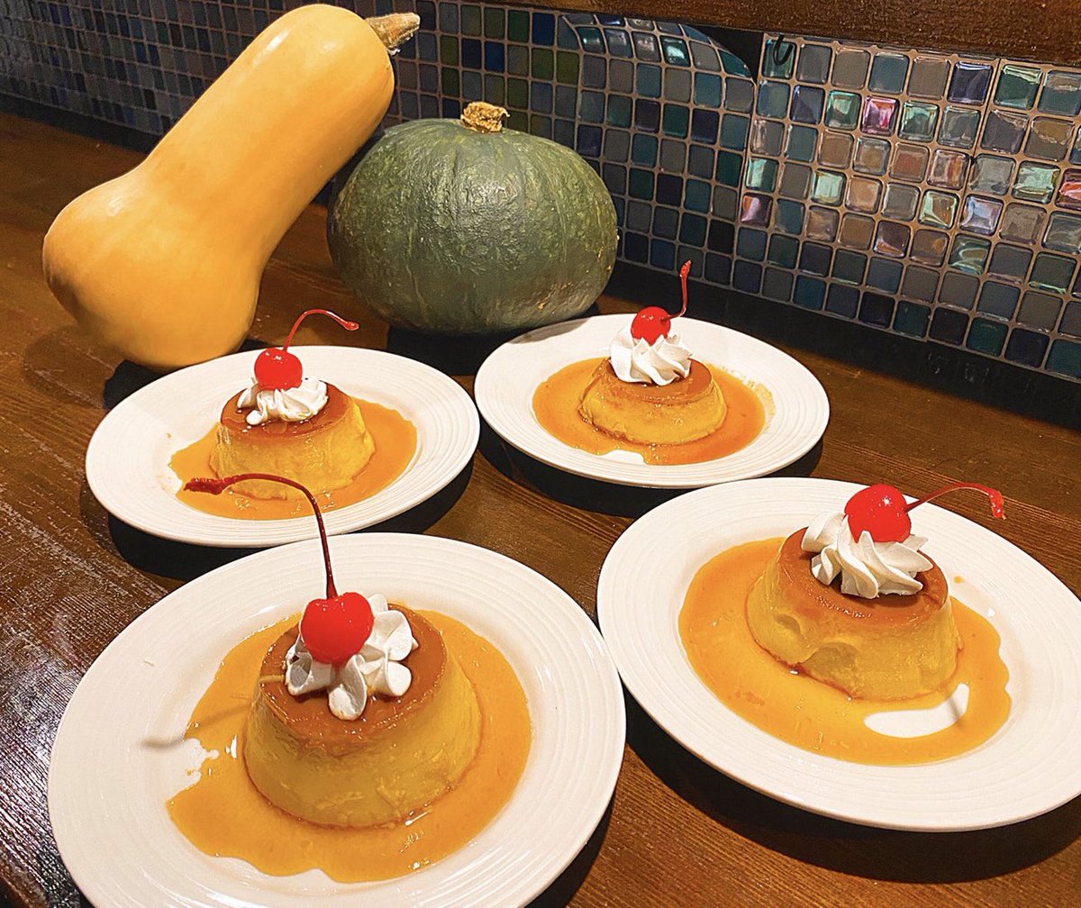 Diningbar17's tweet photo. 〈新メニューのご紹介〉
11日もしくは14日からメニューの入れ替えで10品追加する予定です！
その中でかぼちゃを使った3品のご紹介🎃
・かぼちゃとバターナッツのポタージュ
・きのこと濃厚なかぼちゃクリームのパスタ
・喫茶店風かぼちゃのプリン
明日はデザート2品ご紹介します😊 https://t.co/qbMVWbzspz