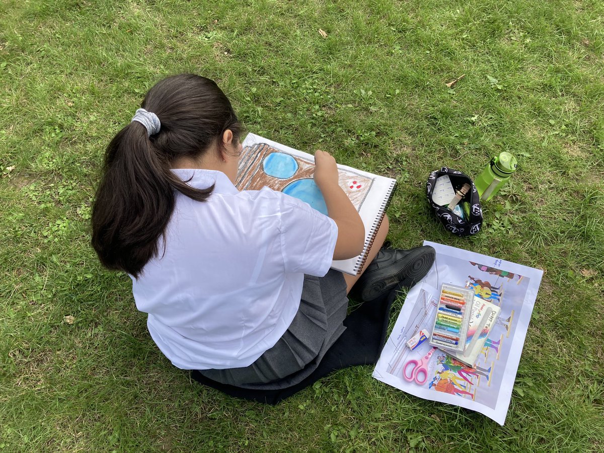 Christchurchsw9's tweet photo. ‘Space’ - time outdoors, time to draw, time to talk. #nurturinglearning #nurturinglearners https://t.co/dqYCnkuJMR