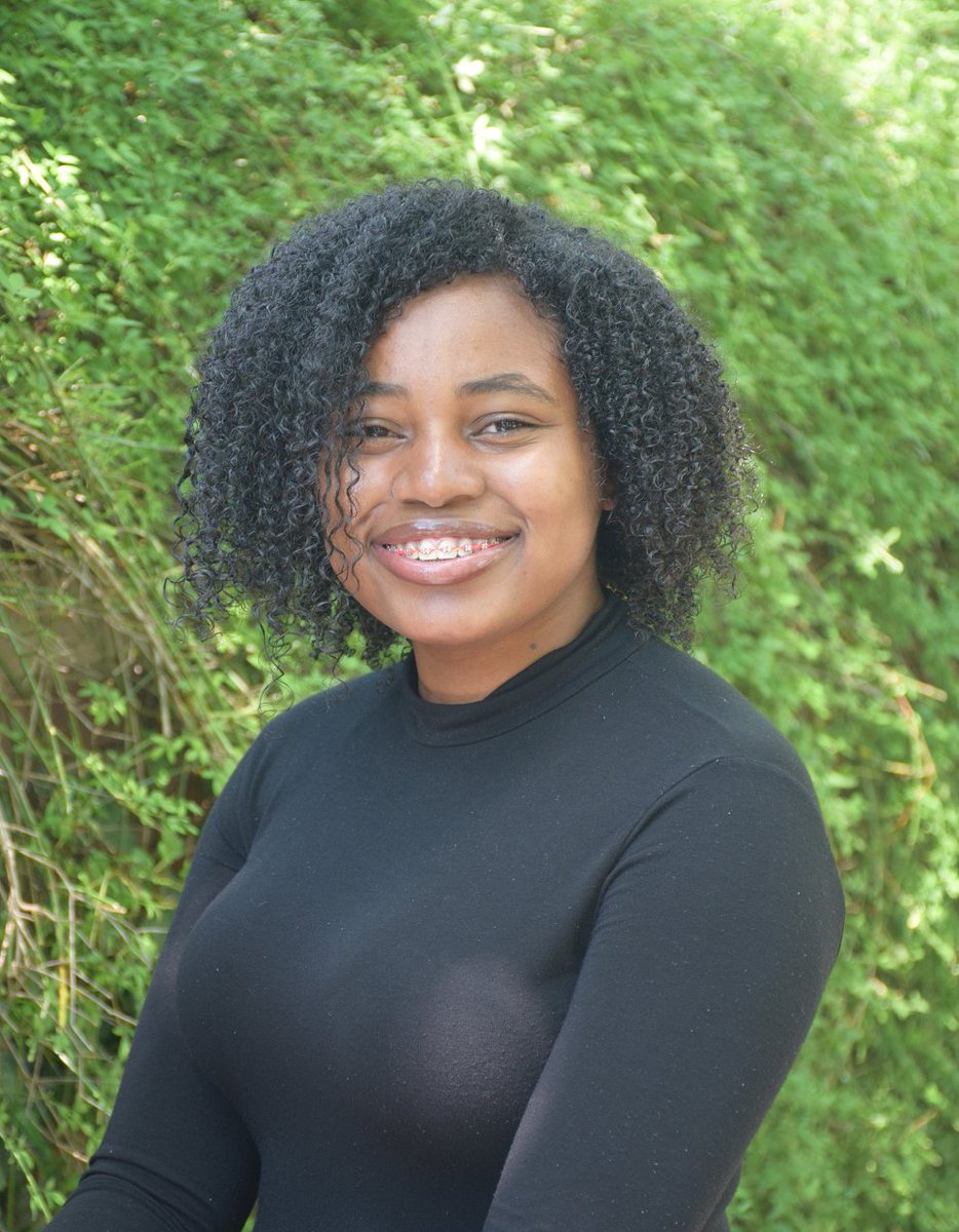 RRHSOCA's tweet photo. Meet one of the 2019 winners, Courtni Foster. Courtni's from Jamaica and is a senior at Howard University. She is a Bio major and Chem minor.  Courtni plans to give back to the Caribbean by working to eliminate the socio-health inequalities that exist within healthcare. https://t.co/6YerE89qCp