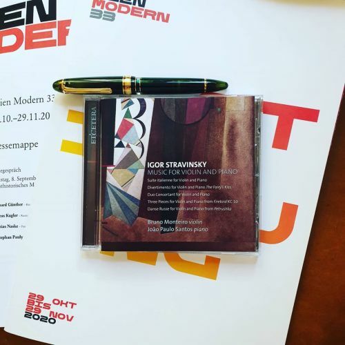 ClassicalCritic's tweet photo. #morninglistening to #Stravinsky w/#BrunoMonteiro &amp; #JoaoPauloSantos on @EtceteraRecords

Amazon://a-fwd.to/3kreEFT

#SuiteItalienne, #DuoConcertant and all the other Violin/Piano goodies of #IgorStravinsky s.

#classicalmusic #classicalmusiccollection #… https://t.co/CnsbyAYW0v https://t.co/iWN7XMCfdQ
