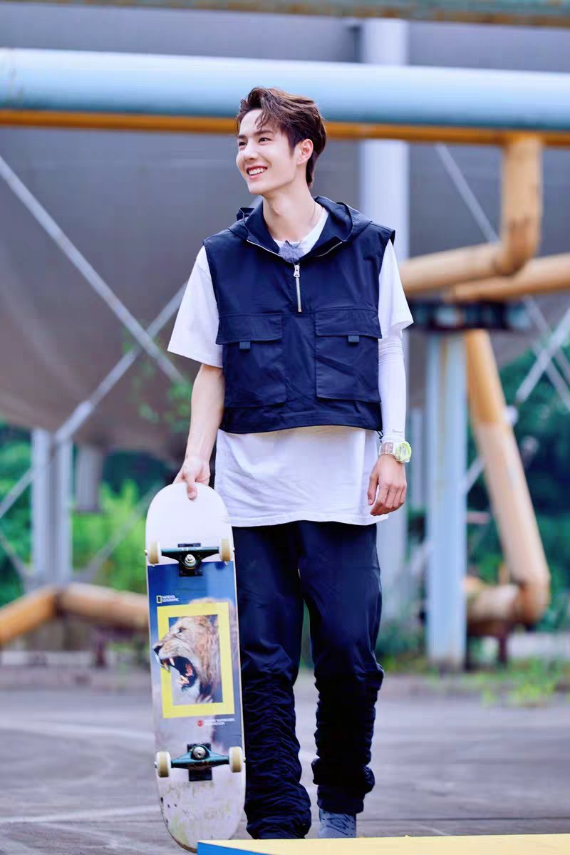 EvythingShop's tweet photo. ♡สเก็ตบอร์ดแบบ #หวังอี้ป๋อ♡
มีอีกหลายลายสามารถหาให้ได้น้าา แต่ราคาลายก็จะไม่เท่ากันเน้ออ
ราคากำลังดีสำหรับมือใหม่ อุปกรณ์ครบ

🌻PRICE: 1,950฿
💗ผ่อนได้

#ตลาดนัดปรมาจารย์ #ตลาดนัดหวังอี้ป๋อ #ตลาดนัดปรมาจารย์ลัทธิมาร #ตลาดนัดป๋อจ้าน
 #ตลาดนัดรวมด้อม #พรีออเดอร์จีน  #พื้นที่โปร https://t.co/DAIsVOmD6x