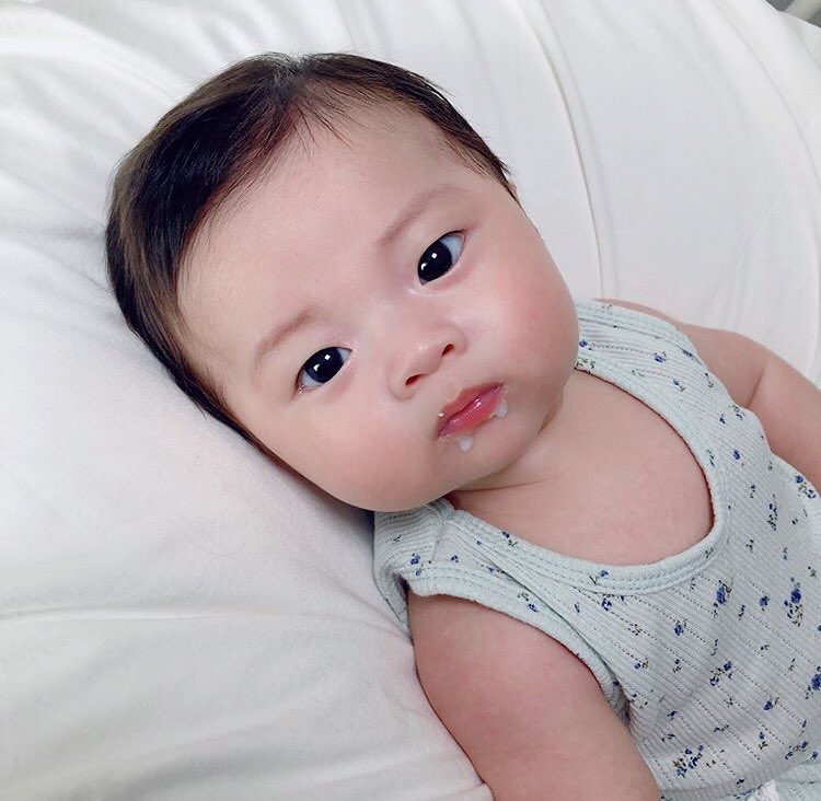 Nyusu dulu sebelum bobo.