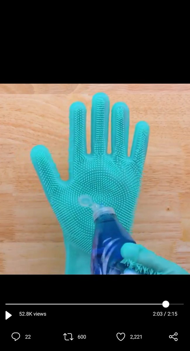 I need this glove , tangan pun kering cuci pinggan.Link- https://shopee.com.my/product/83894106/6109034919?smtt=0.0.9