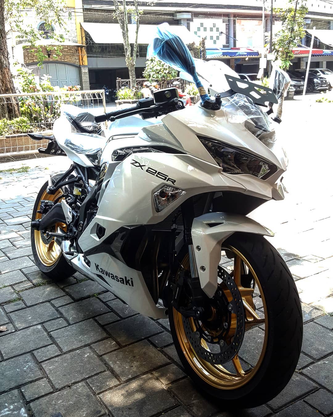 白カラス TXT bike enthusiast on X: