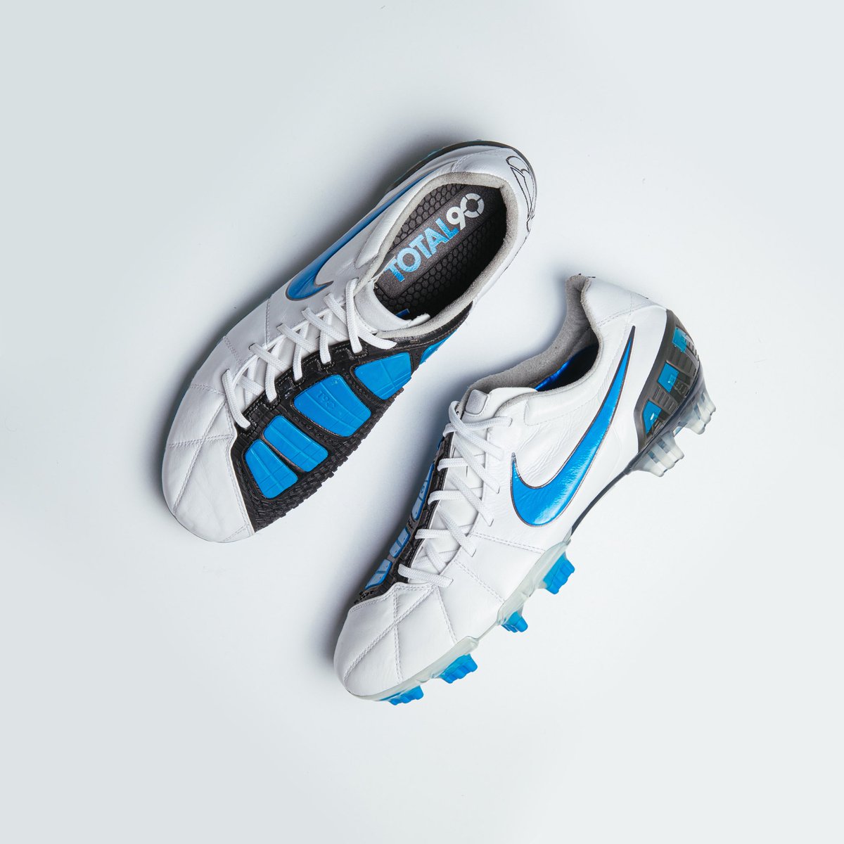 BW Boots UK tweet media