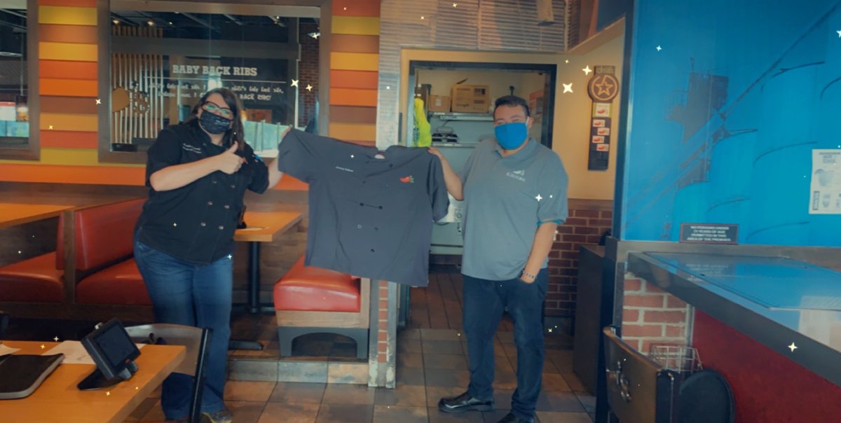 tmhavron76's tweet photo. #CheersToYou @JeremyX43300009! You are going to rock it out as our CSL! And now you get to rock out with your Chef coat!! @AmberSwink2 @amanda3mckinney @train3rgirl @Cgravens1 @ChilisJobs https://t.co/AICgsdJdDR