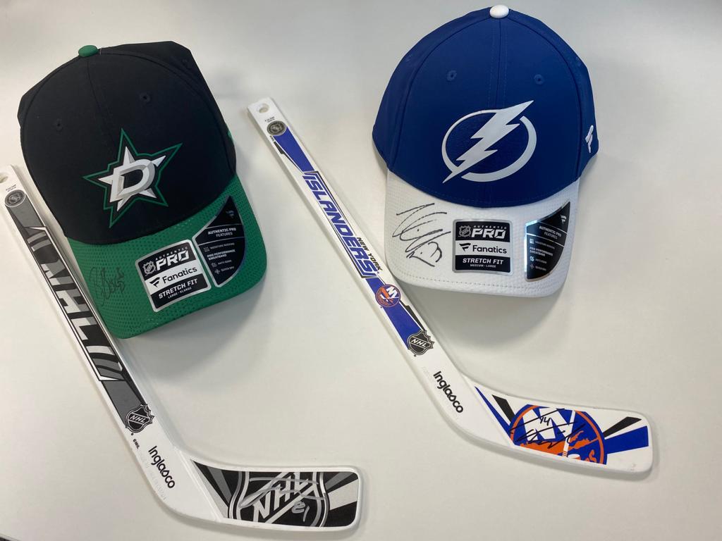🎉 𝗖𝗼𝗺𝗽𝗲𝘁𝗶𝘁𝗶𝗼𝗻 𝘁𝗶𝗺𝗲😍

Simply RT &amp; tag a friend for a chance to win 1 of 4 awesome NHL prizes:

👉 <a href="/TBLightning/">x - Tampa Bay Lightning</a> hat signed by Victor Hedman
👉 <a href="/NYIslanders/">New York Islanders</a> stick signed by <a href="/Tkuhn14/">Tom Kühnhackl</a>
👉 <a href="/DallasStars/">x - Dallas Stars</a> hat signed by Ben Bishop
👉 <a href="/NHL/">NHL</a> stick signed by <a href="/JMarchessault18/">Jon Marchessault</a>
