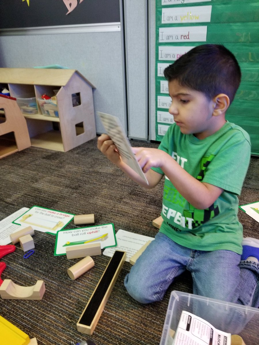 MrsMarez_PK's tweet photo. It's never too early to foster interests in STEM. @HumbleISD_WPE Pre-K are proud to be a part of building the next generation! #bethelight #adventuresinprek @pamelaann66 @stampcrazy75 @HumbleISD @HumbleISD_PREK https://t.co/Pq4GebWEWj
