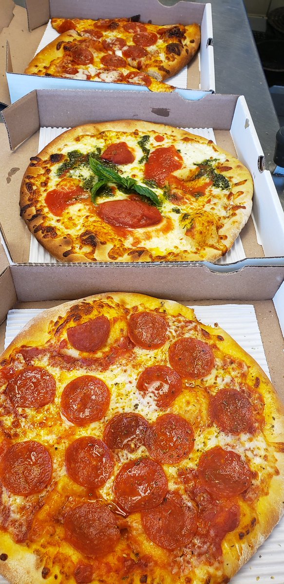 The NY Slice Pizza tweet media