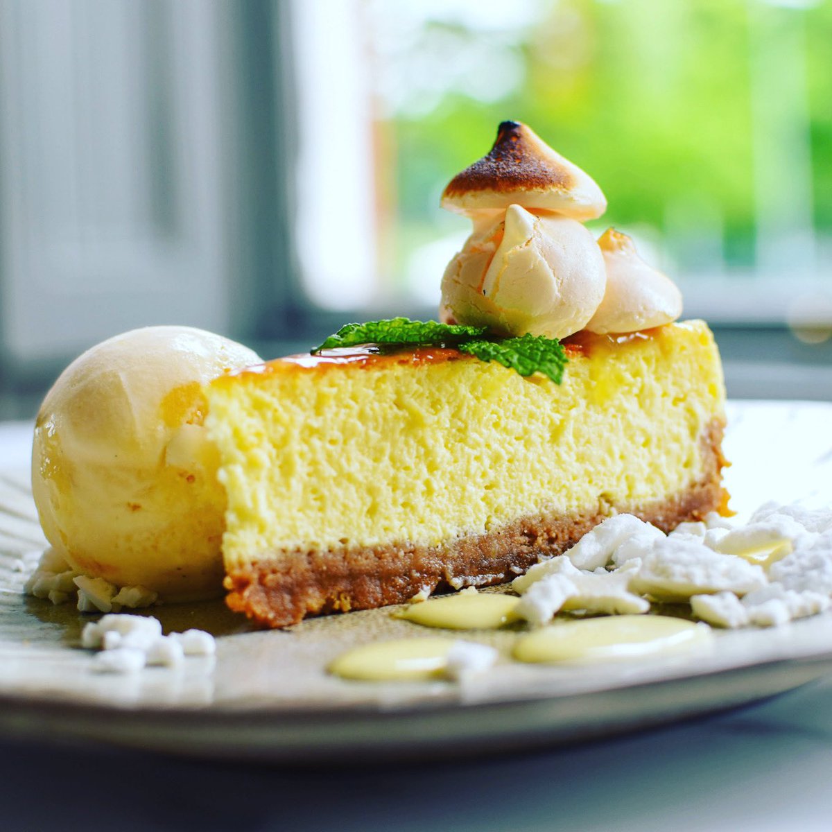 TheRedBank's tweet photo. Whoโd like to try our delicious Baked Lemon Meringue Cheesecake served with Lemon ๐ Curd Ice-Cream?
#TastyLocalFood #FabCocktails #WarmHospitality
#TasteLeitrim #MakeABreakForIt #Leitrim https://t.co/R2GiMTr0z4