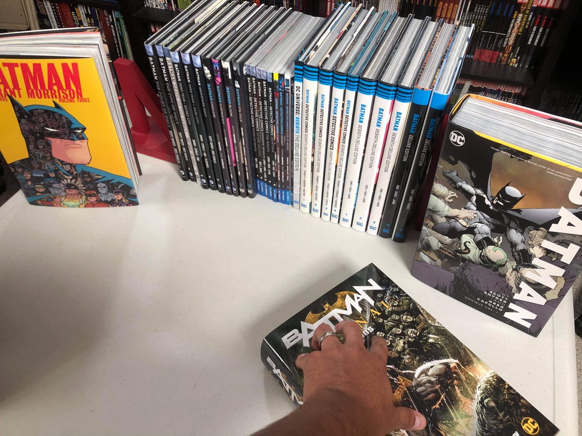 NearMintCon's tweet photo. It’s finally at the end Minties!!! At 11:30AM ET head to our channel to watch the fourth and FINAL part of Uncanny Omar’s Batman Reading Order!!! #Batman #readingorder #batmancomics #Dccomics #DCUniverse #comicbooks https://t.co/bHqG4SdBXC