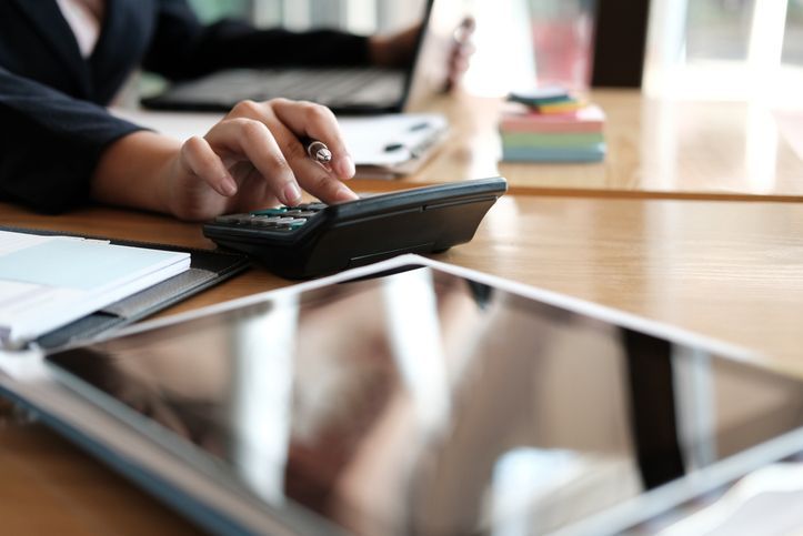 Exclusive – Half of UK agency chiefs expect flat or growing revenue in 2020: buff.ly/3i8YWa5 <a href="/thisiscow/">Cow</a> <a href="/HopeandGloryPR/">Hope&Glory</a> <a href="/90TEN/">90TEN</a>  <a href="/ccgroup/">CCGroup, a Hoffman Agency</a> <a href="/GraylingUK/">Grayling UK</a> <a href="/TFAcomms/">The Fourth Angel Comms</a> @BlurredLondon