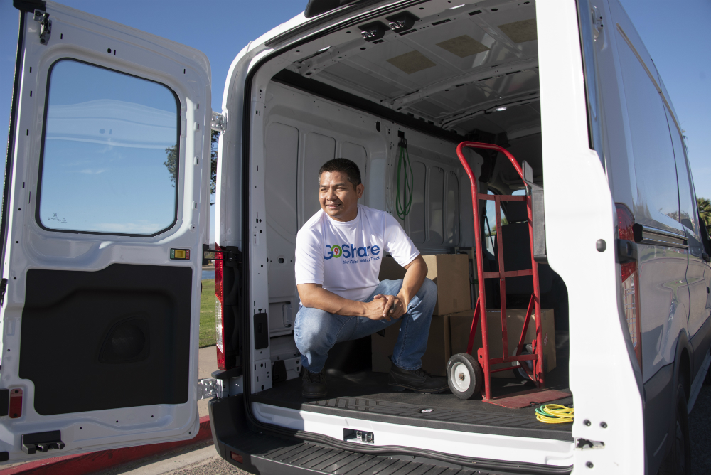 goshare's tweet photo. What can our #VirtualFleet of #cargovans move for you this week? Find a delivery professional with a #cargovan for #sameday assistance using the #GoShare app.
#Delivery #DeliveryApp #Moving #MovingApp #VanApp #CargoVanApp #SprinterVan #SprinterVans https://t.co/NidFLGlHMV