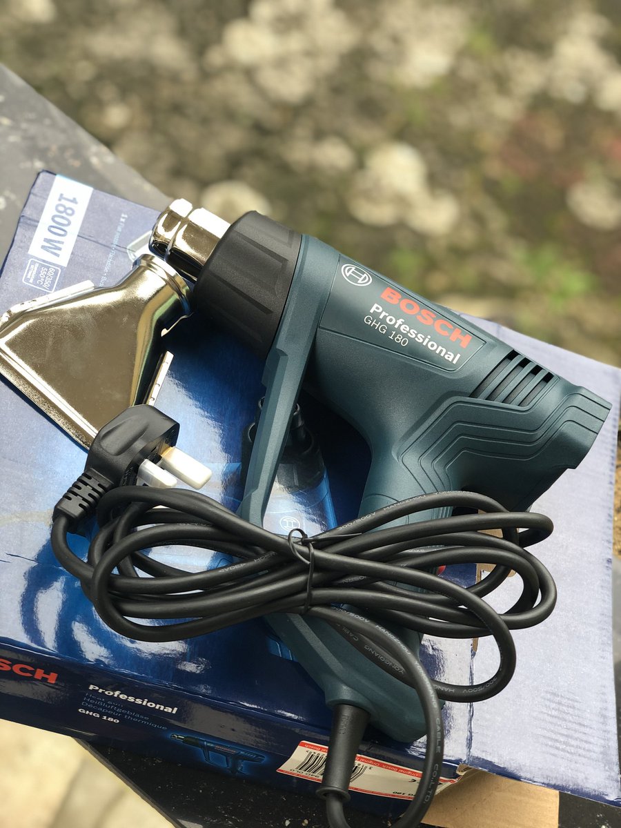 TheDamilare_O's tweet photo. All effort to get a heat gun last week was almost unsuccessful. Came on Twitter and saw a particular RT from @BUBLAGOS. I sent a dm immediately to the page @BlaadesNG to talk business. Everything was sorted in few hours. Our conversation through out the... https://t.co/PpXF3w04py