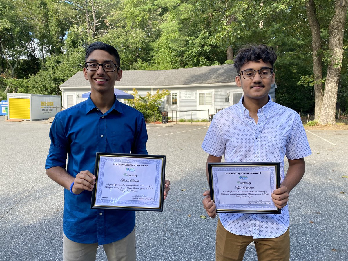 Thank you so much to the <a href="/BurlFoodPantry/">BurlingtonFoodPantry</a> for the Enterprising Award! Happy to make a difference and help families in these times. <a href="/bhsprincipal/">Mark Sullivan</a> <a href="/TheBurlingtonMA/">Town of Burlington MA</a> @patrickmlarkin <a href="/burlingtonpd/">Burlington Police MA</a>