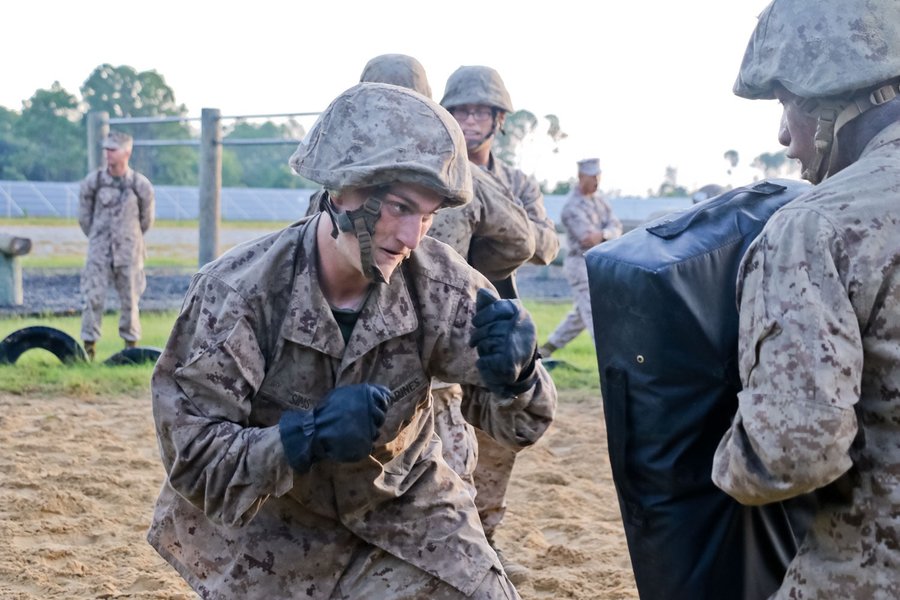 12thMCD's tweet photo. You don't join the Marines. You become one. Recruits from Kilo Company push their physical strength and mental capacity to complete 13 weeks of recruit training. Over fear and doubt, through fatigue and scrutiny–recruits are pushed to their limits to become one of the few. #12MCD https://t.co/0ql88zrzsi
