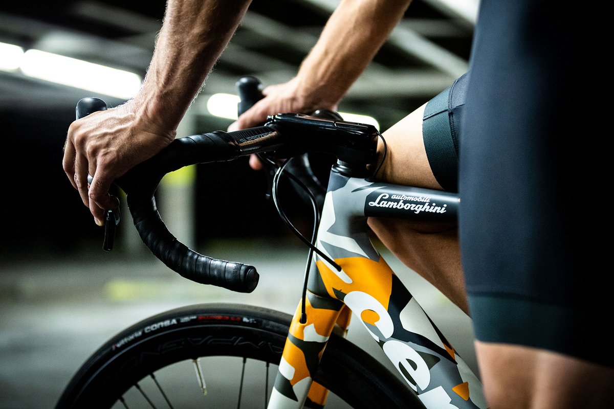 Cervélo has teamed up with Automobili Lamborghini on an ultra-limited edition R5, the high-performance road bike featuring the paint scheme from the Aventador SVJ’s famed Nürburgring lap record. 

Check it: cervelo.com/lamborghini-r5 

#Lamborghini #CervéloforAutomobiliLamborghini