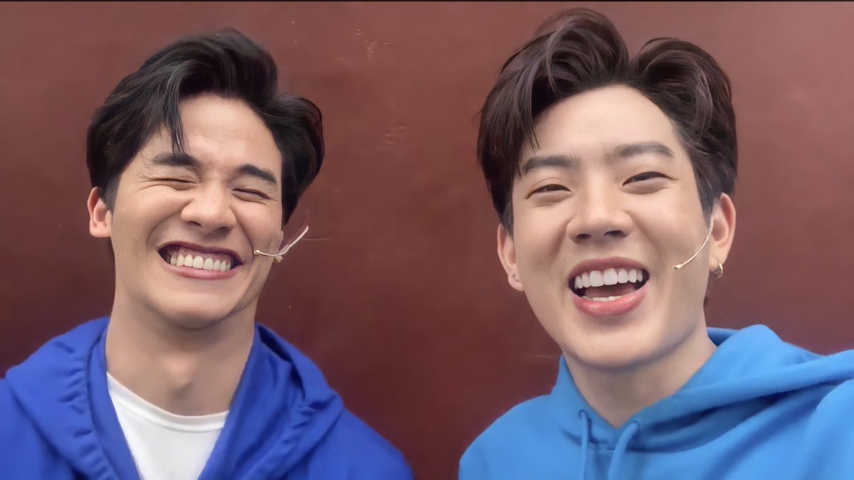 Day 136:  @Tawan_V  @off_tumcial you're so cute and funny today (as always). Thank you for always making us happy. Mahal ko kayo  #Lazada99LivexTay  #Lazada99LivexOff