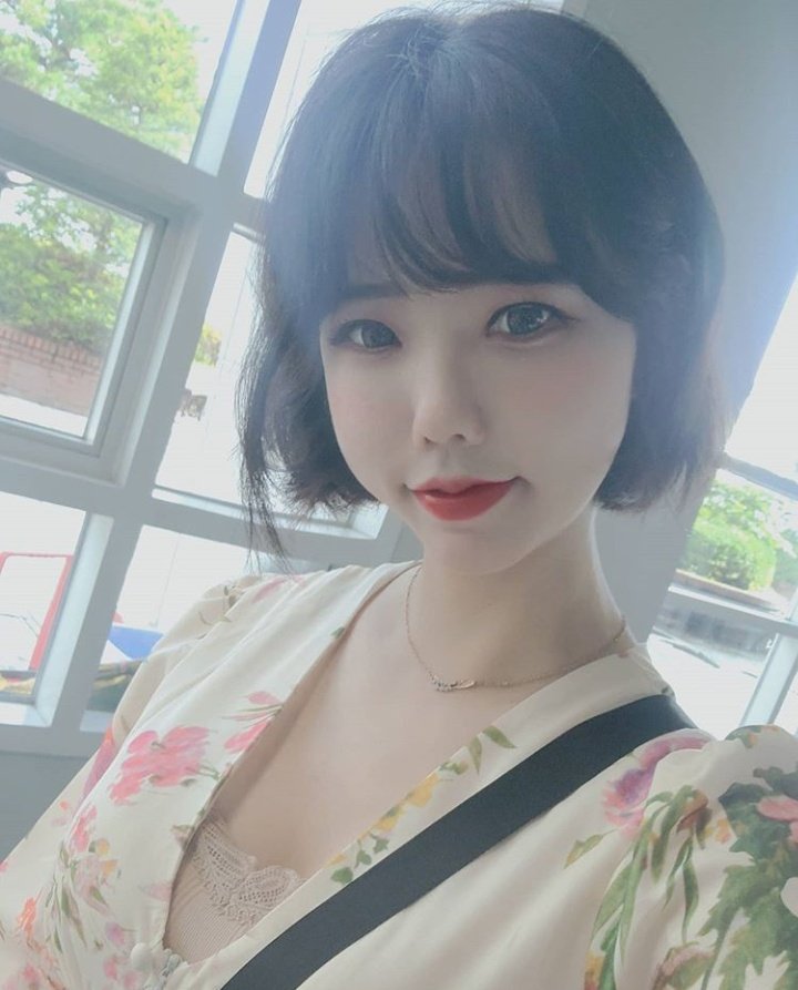 YeowooyaPy's tweet photo. [ 📷 - 08.09.2020 ]
.
• SIWON UPDATE •
.
#yeowooya #kpop #yeowooyaparaguay #girlgroup #spacemusic #spacemusicent #spacemusicentertainment #spaceent #siwon #minseo https://t.co/FB5nCqtZbp