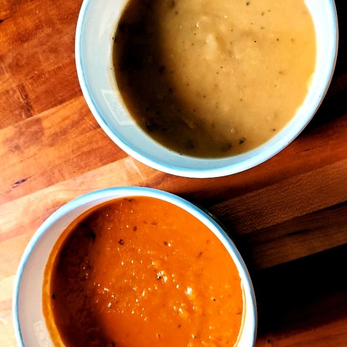 bookwormedwards's tweet photo. We've got you covered today with freshly made Tomato Basil Soup and Potato Leek Soup available in our cafe! Stop in on this wildly chilly day and warm up with these delicious, vegan soup options! https://t.co/7TCQ3tj3EN