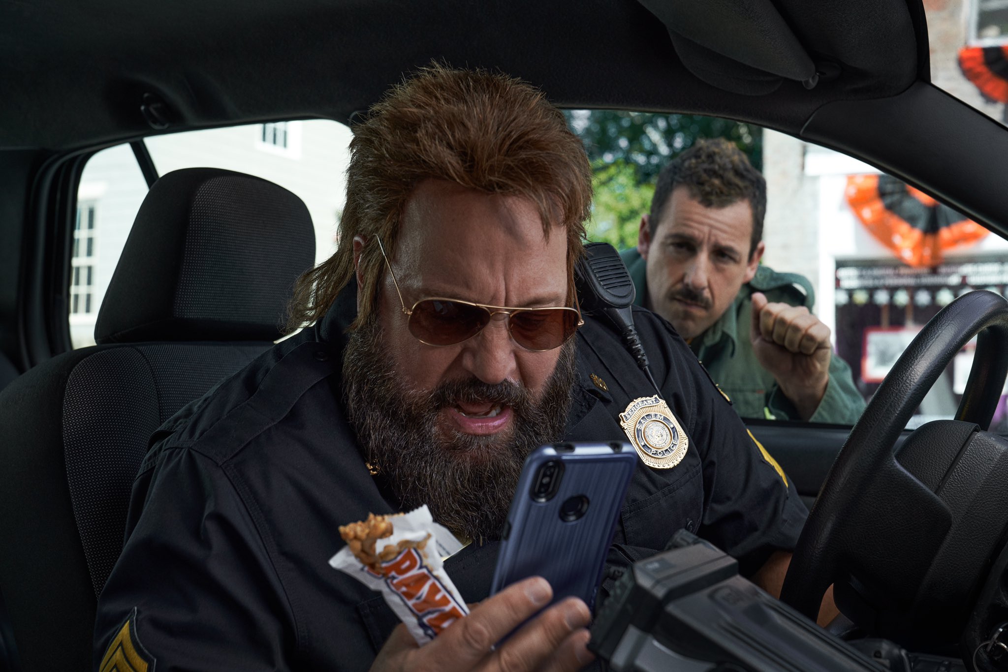 Netflixfilm On Twitter It S A Sandler Halloween Hubie Halloween On Netflix Globally 7 October