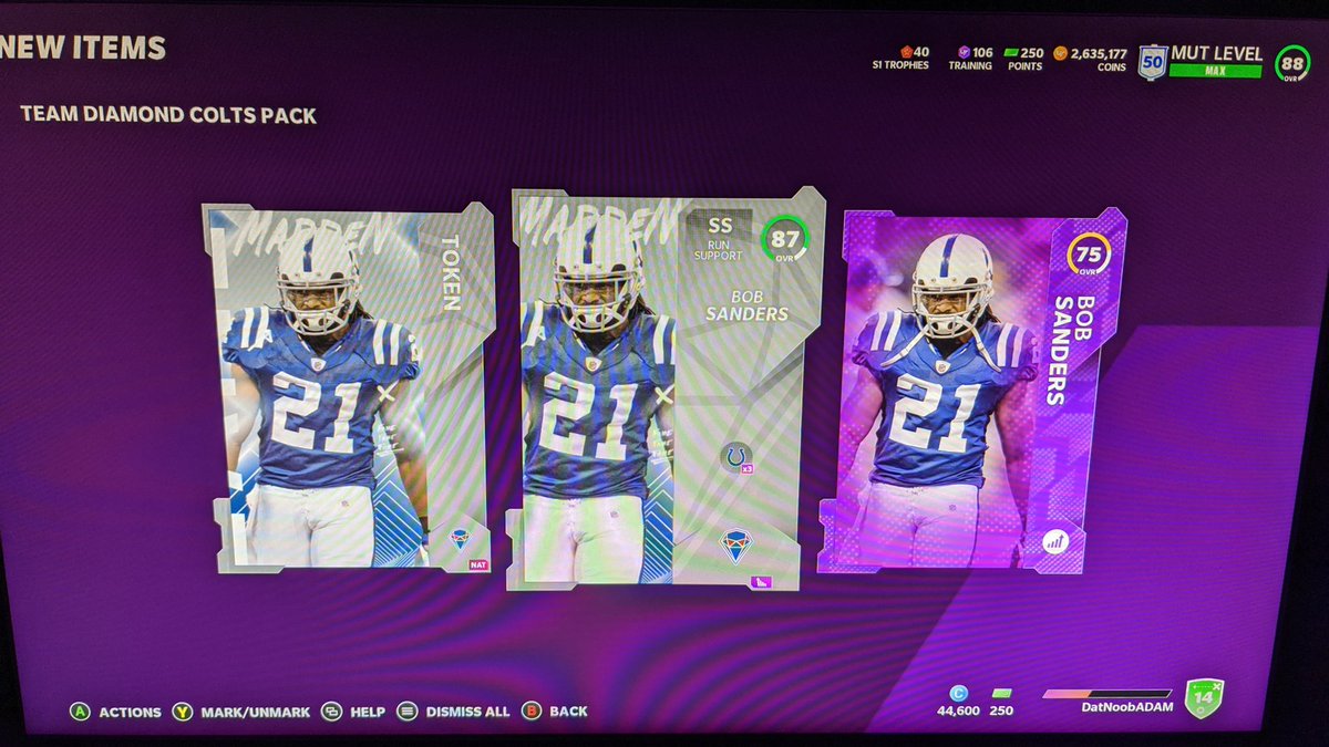 DatNoobADAM's tweet photo. Double whammy on the #PathToBarry. Turned on my box and all the golds we needed were selling way less than they had been previously. Both of these dudes were Ws on the #MUTcoins gainz. #Madden21 #MUT https://t.co/HgMUPj3vKD