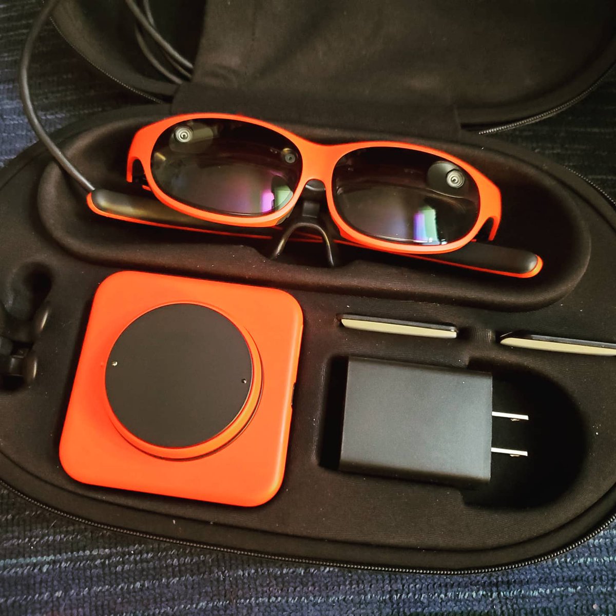 CMDannCA's tweet photo. After a but of a wait my @Nreal kit has arrived, I'm ready to start hacking, also I look cool as hell. #ar #spatialcomputing #nrealdevkit @BitSpaceDevelop https://t.co/OVAFUg9og5