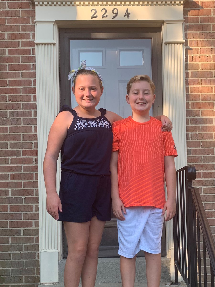 BethCarneyABC's tweet photo. Carneys getting 6th grade started over here!  
@ShrevewoodES @ShrevewoodPTA https://t.co/yAABZNIfeu
