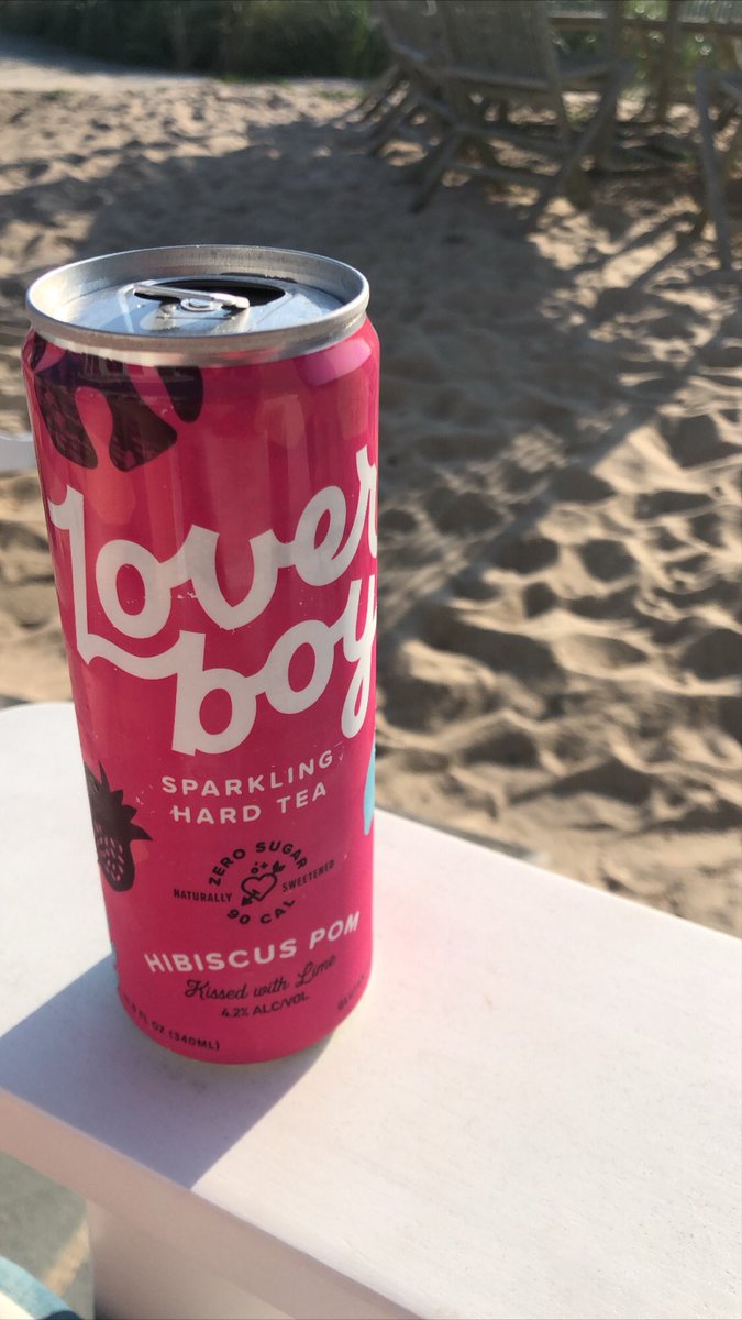 TastyTabletop's tweet photo. @drinkloverboy What’s a weekend without a @drinkloverboy ?? https://t.co/jFuiQ8C9Ry