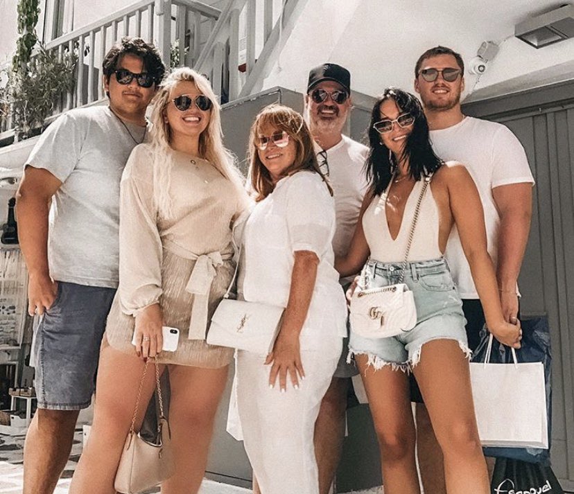 Daniela Brooker tweet media