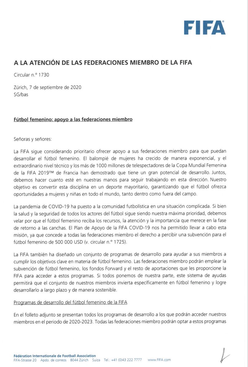 mariajosegs89's tweet photo. Nuevo conjunto de programas de desarrollo para ayudar a cumplir objetivos en materia de #FutFem. 🙌🏼😊💪🏼 @fifacom_es esta poniendo su granito de arena, ahora depende de las Federaciones participar en los programas para aumentar las inversiones y desarrollo del #FutFem! https://t.co/QZ6tLgT19w