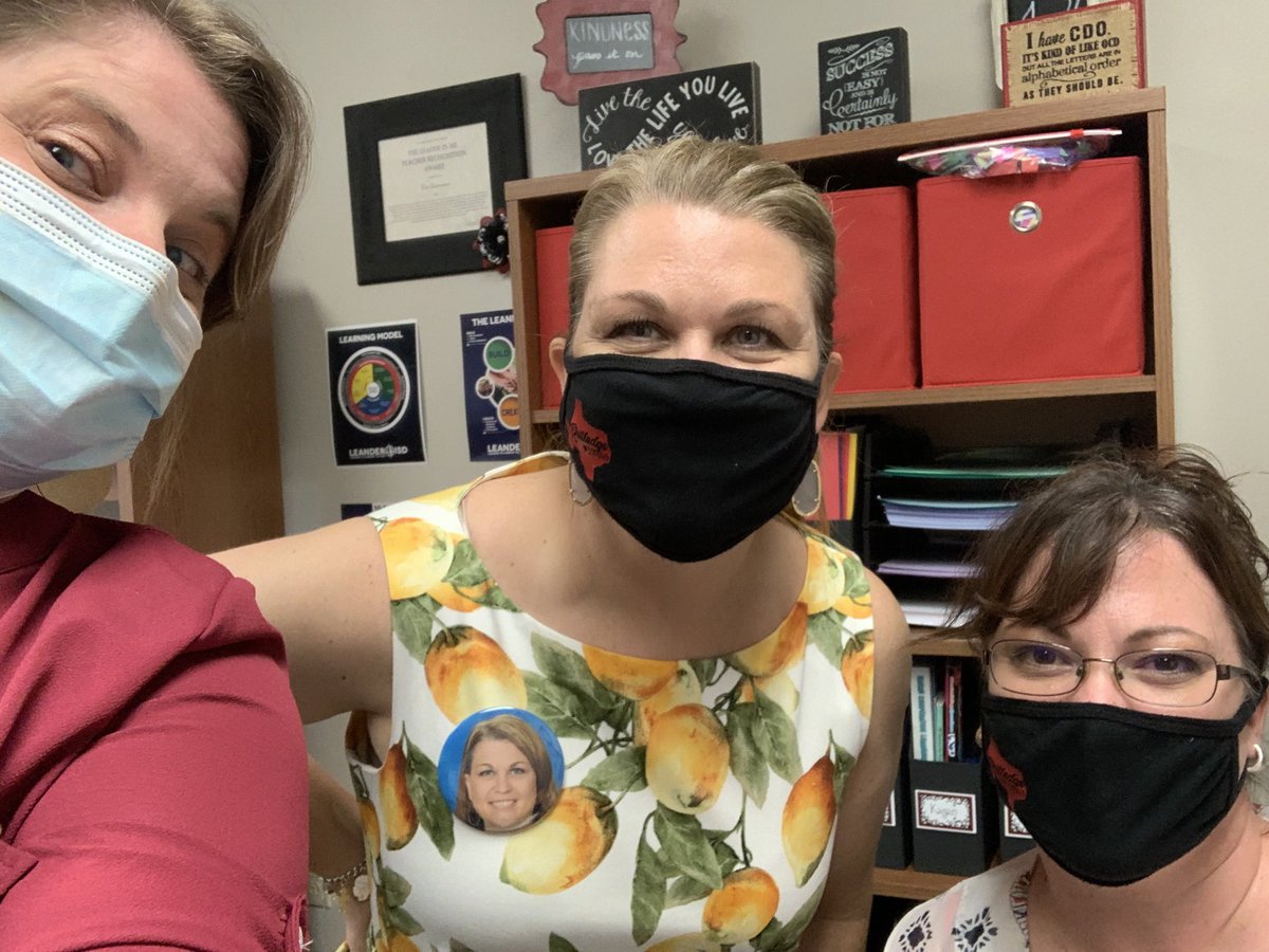 Great 1st day of in person learning for a few students at Rutledge Elementary. Great day to be a Rancher! #1lisd ⁦<a href="/MohlerBeth/">Beth Mohler</a>⁩ ⁦<a href="/JennyRunkel/">Jenny Runkel</a>⁩ ⁦<a href="/KBaumannAP/">Mike AIferd</a>⁩