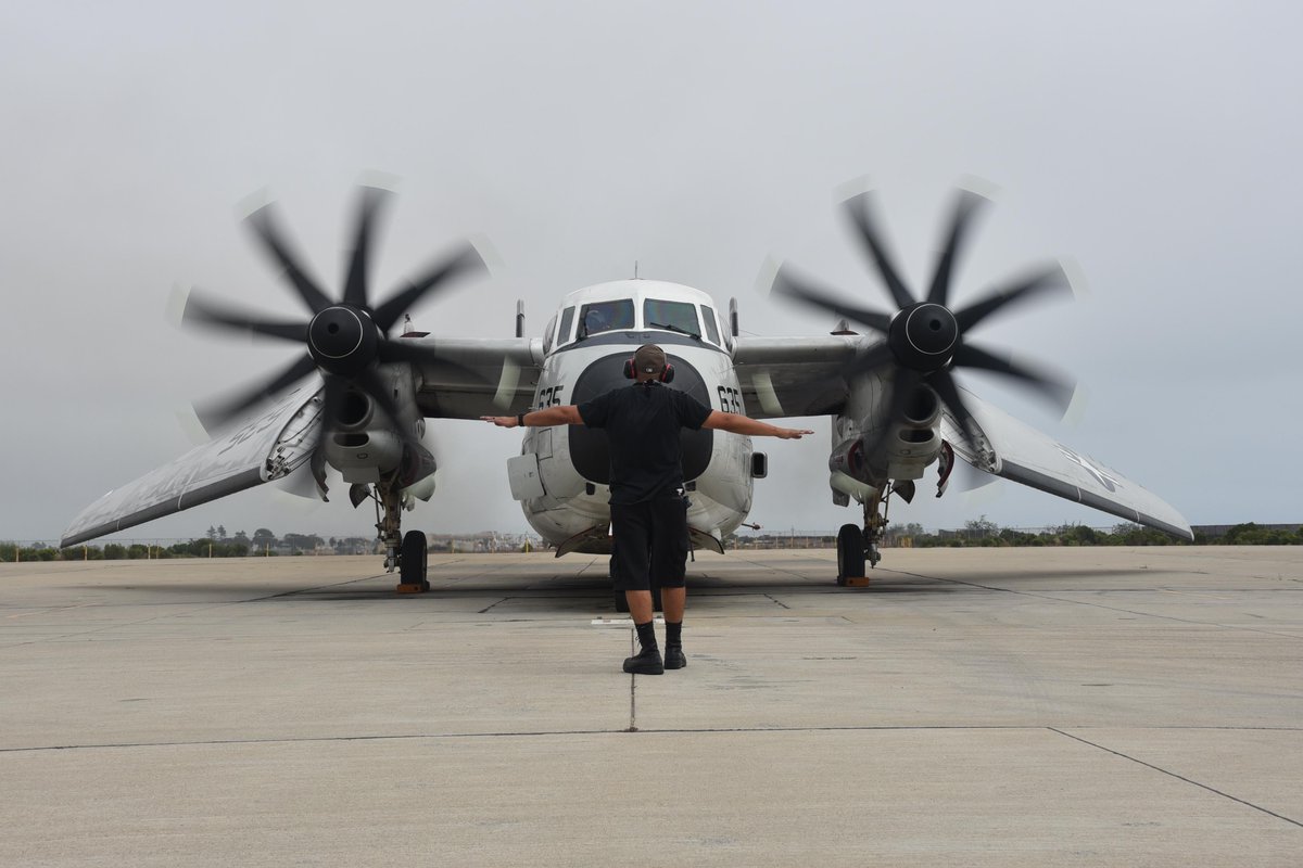 NAVAIRNews's tweet photo. #FRCSW @COMFRC_Sustains inducts last C-2A Greyhound for planned maintenance. Way to #MakeAnImpact, FRCSW!
📰: https://t.co/uBuNQHybnL https://t.co/U4KembgkDN