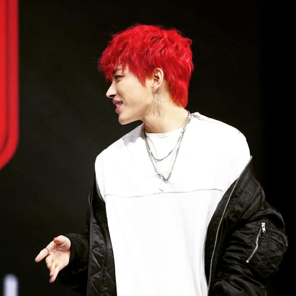 We all have a crush on mixnine hongjoong: a long, long, much needed and devastating thread. #ATEEZ    @ATEEZofficial