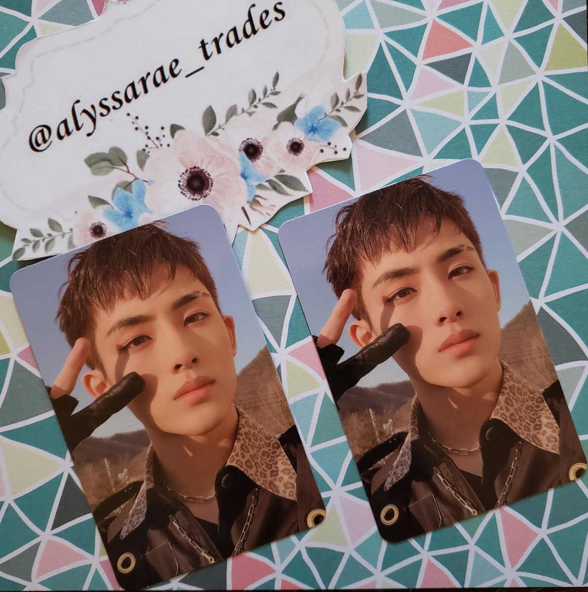 Chansoo_Galaxy's tweet photo. WTT WayV - Awaken The World
🇨🇦Canada Only🇨🇦
Have: 
- Winwin pc (Awaken Version)
- Winwin pc (Awaken Version)
- Kun pc (Awaken Version)

Want: 
- Kun pc (World Version)
- Hendery pc (Awaken Version)
#wayv #wayvtrade #wayvtrades #tradewayv #photocardtrade #photocardtrades #wtt #wts https://t.co/3wTj4T0pMj